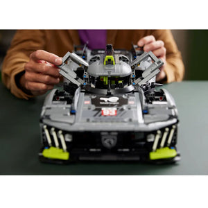 LEGO 42156 Technic PEUGEOT 9X8 24H Le Mans Hybrid  Hypercar