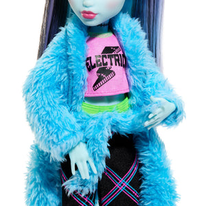 Monster High Creepover Party Frankie Stein